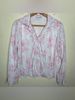 Waverles Size Small Pink and White Micro Pleated Floral Pajama Set Top